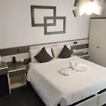 Athos Hotel